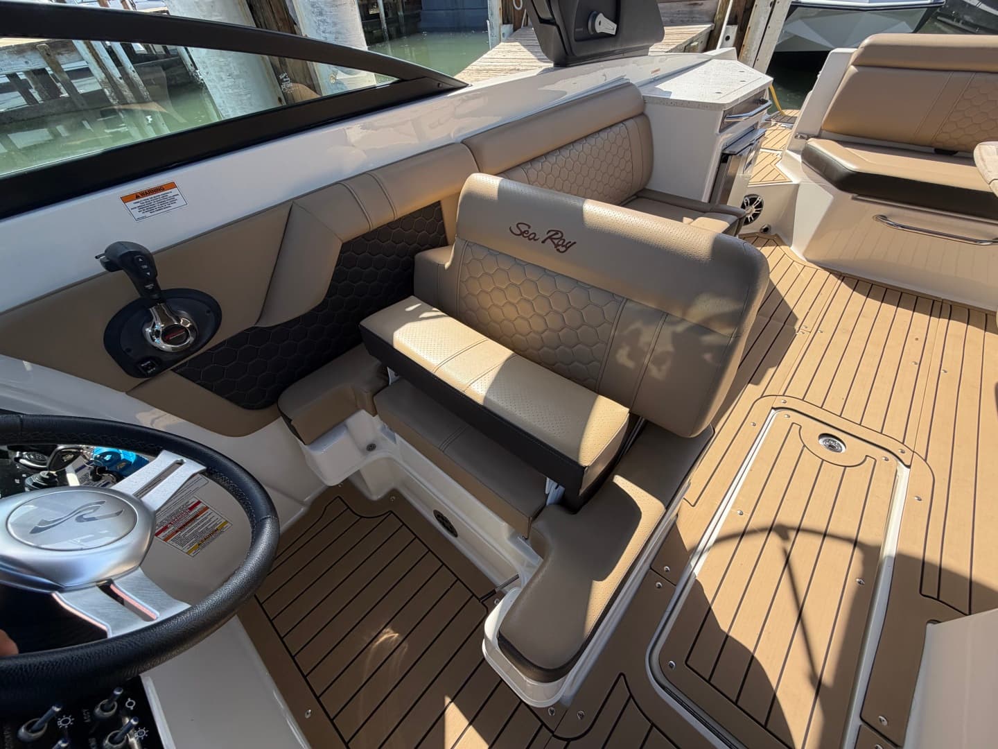 2021 Sea Ray 290 SDX