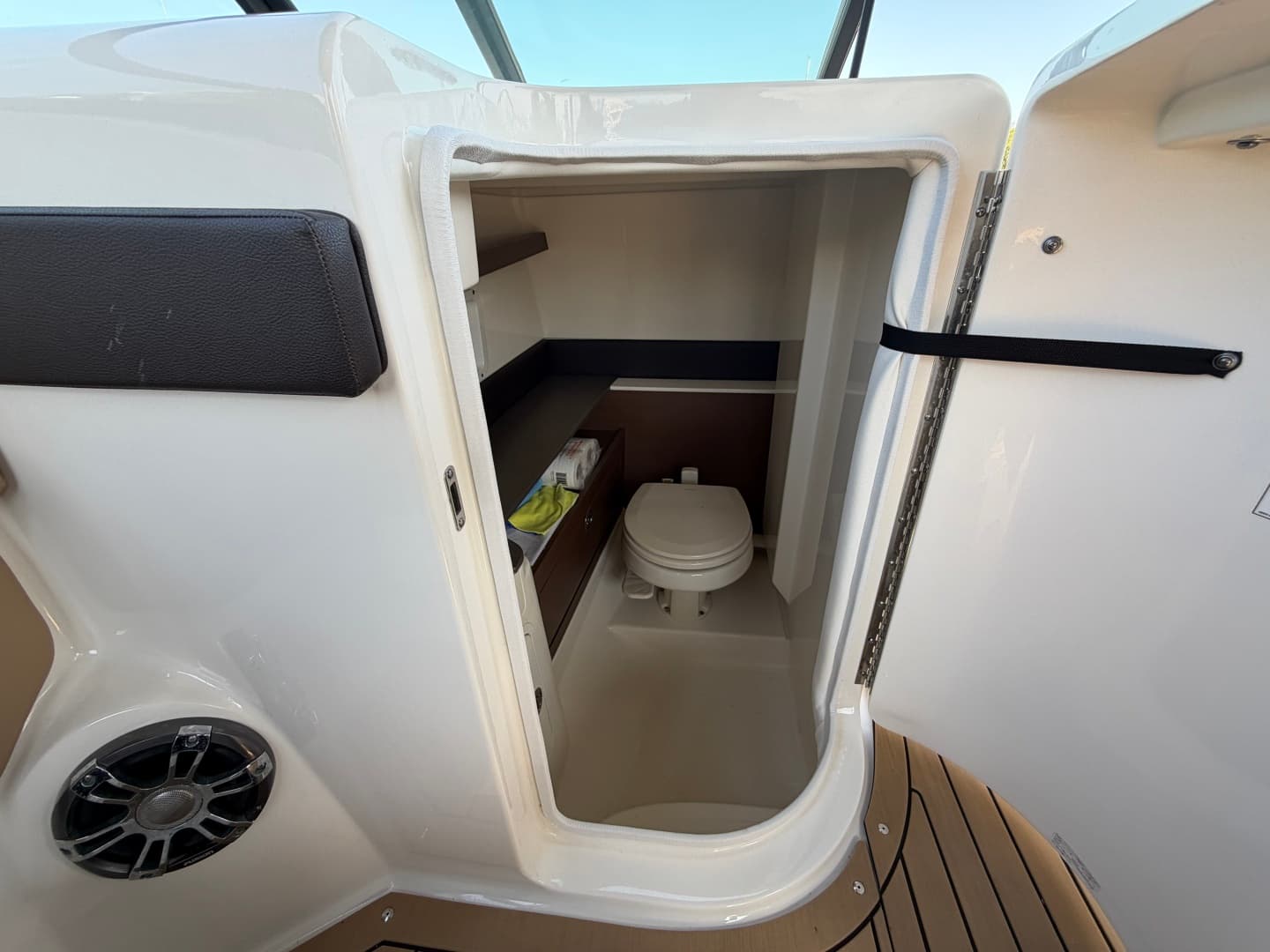 2021 Sea Ray 290 SDX