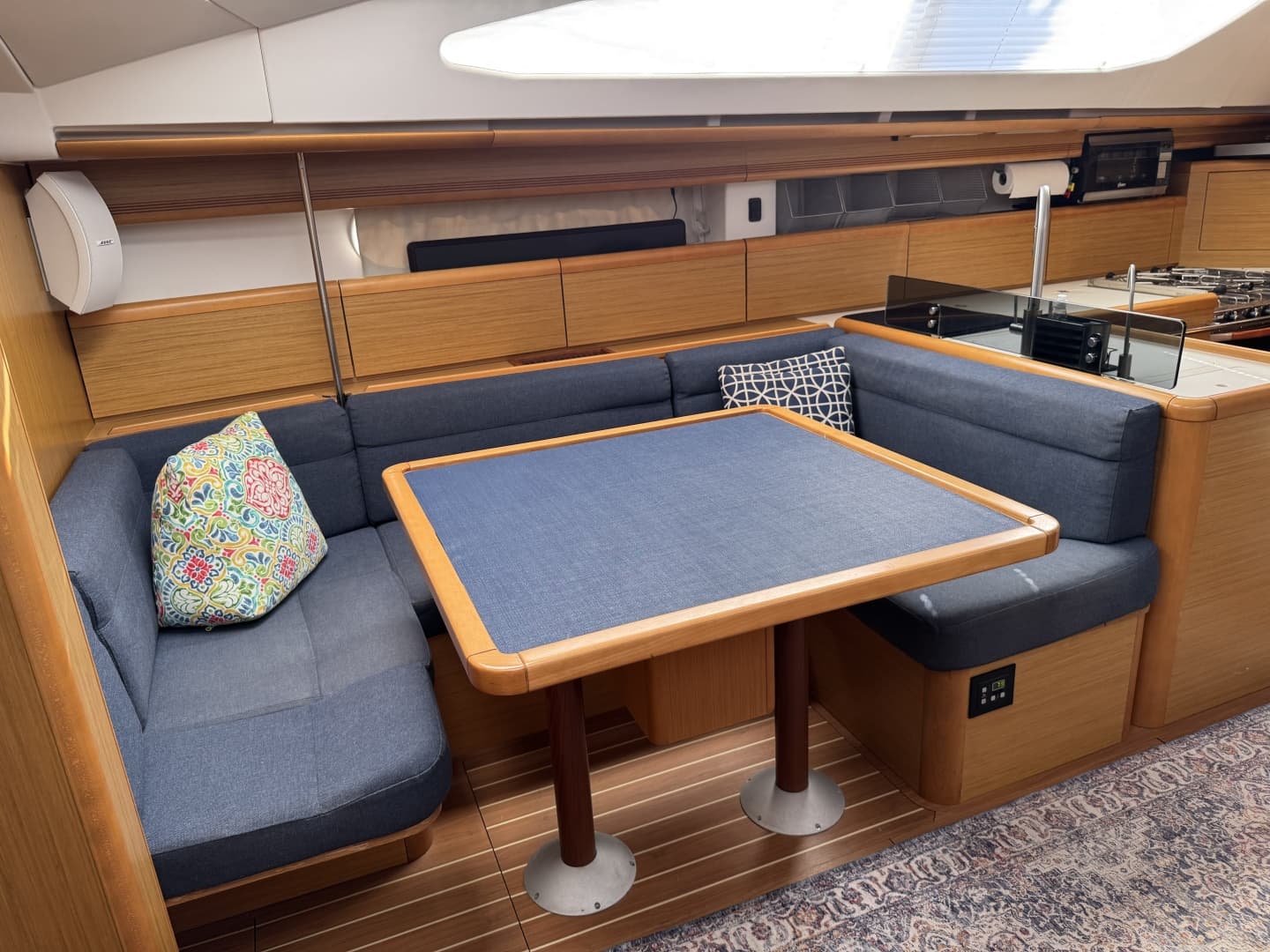 2008 Jeanneau 45DS