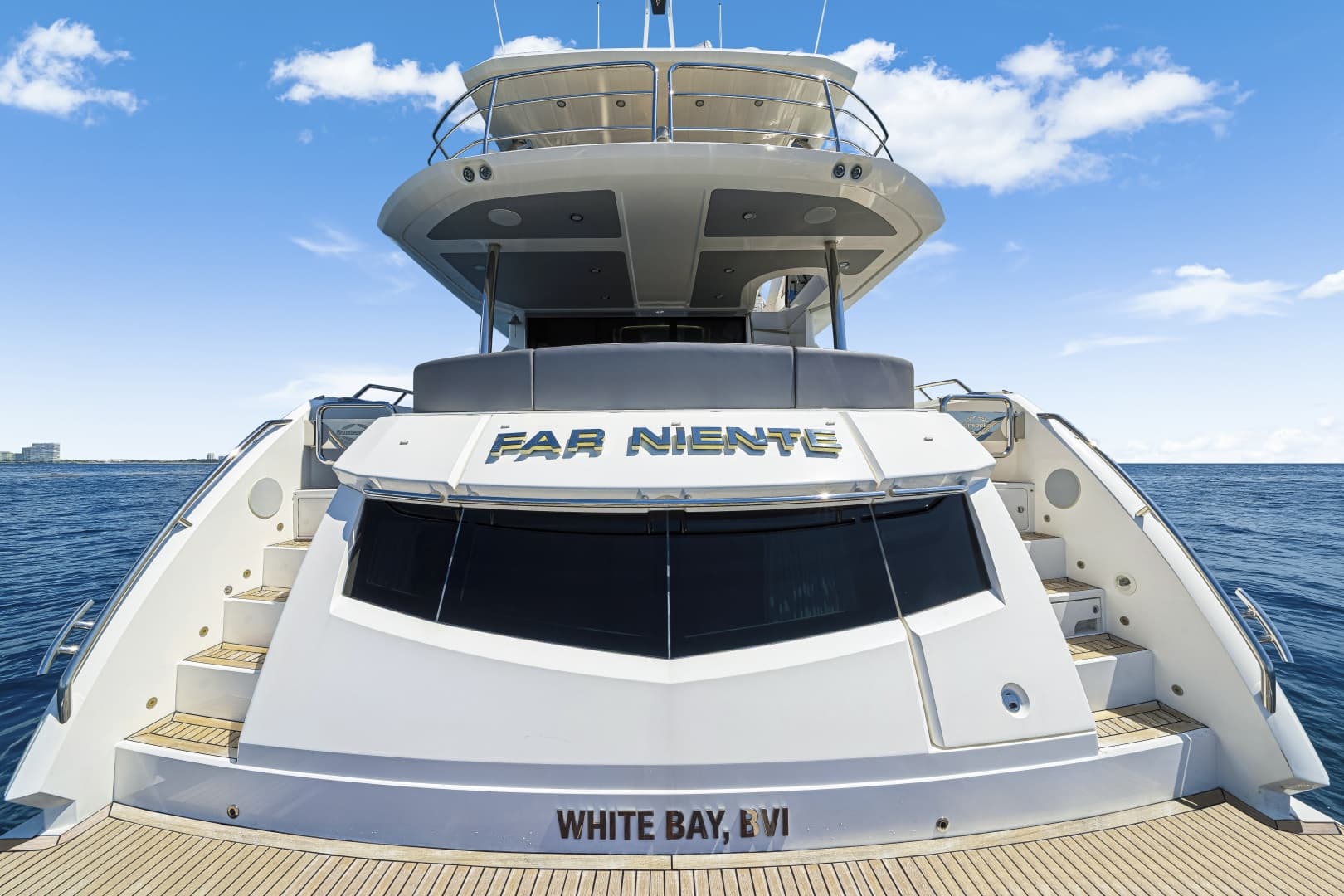 2017 Sunseeker 75 Yacht