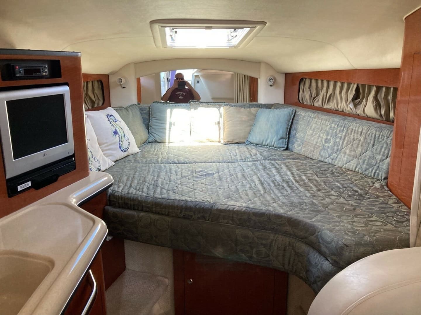 2004 Sea Ray 300 Sun Dancer