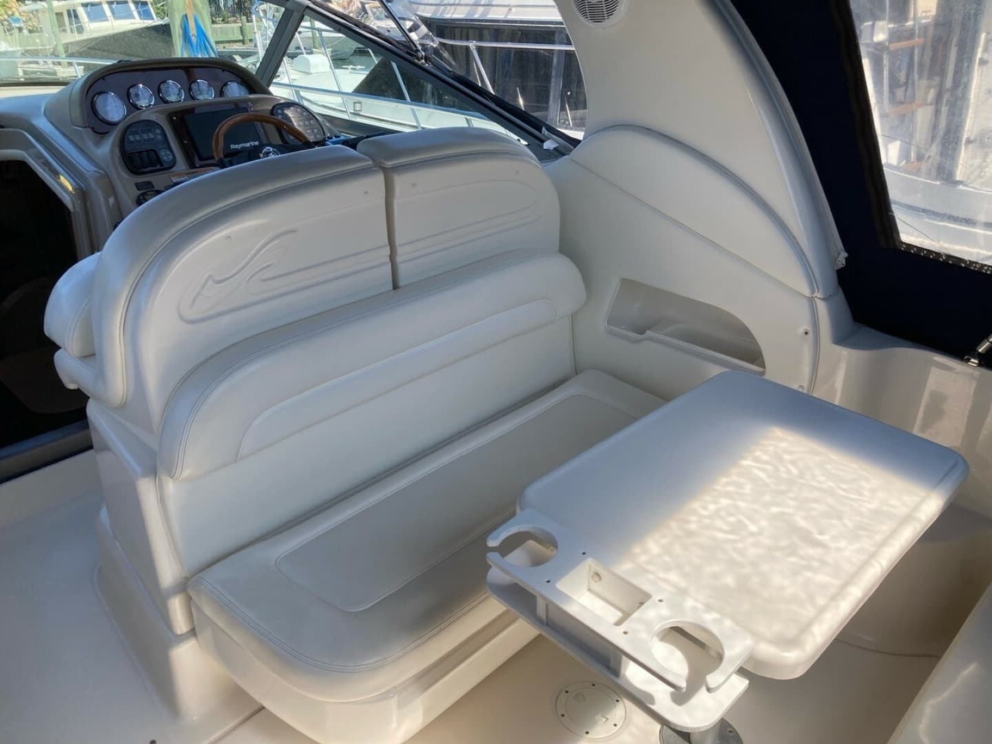 2004 Sea Ray 300 Sun Dancer