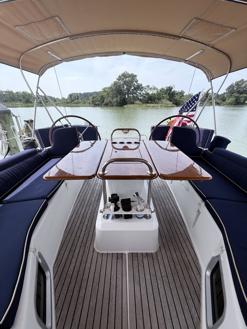 2010 Jeanneau 50 DS