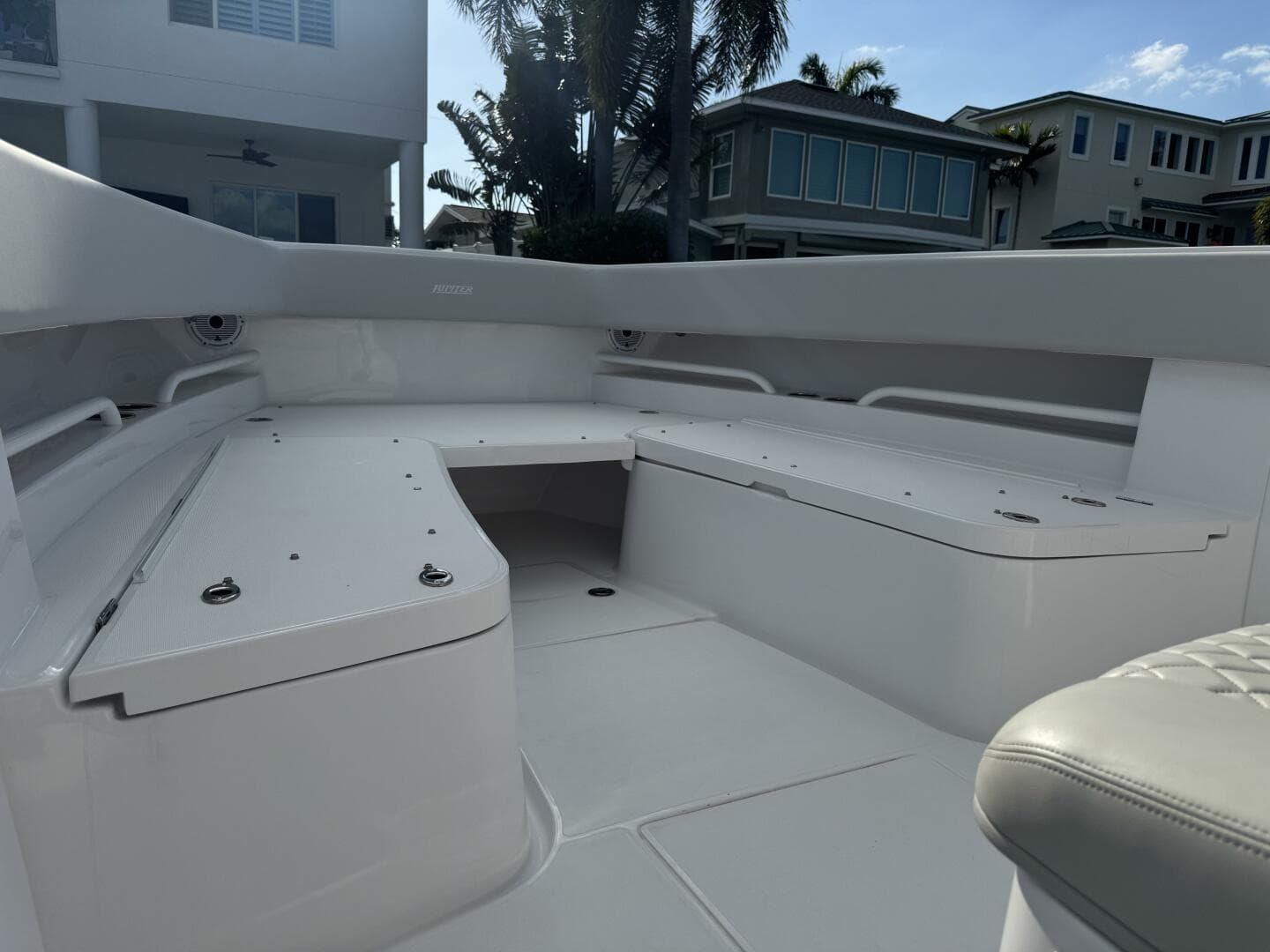2024 Jupiter 38 HFS
