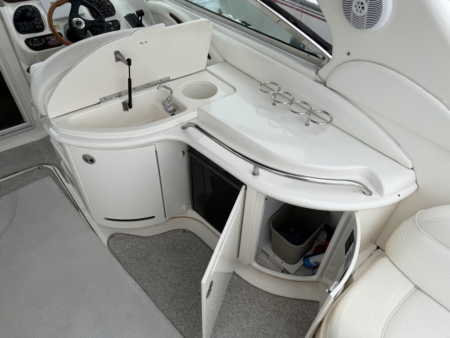 2004 Sea Ray 290 Sun Sport