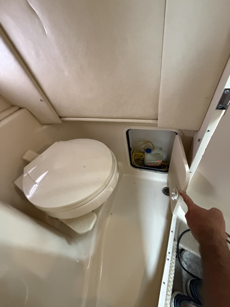 2004 Sea Ray 290 Sun Sport
