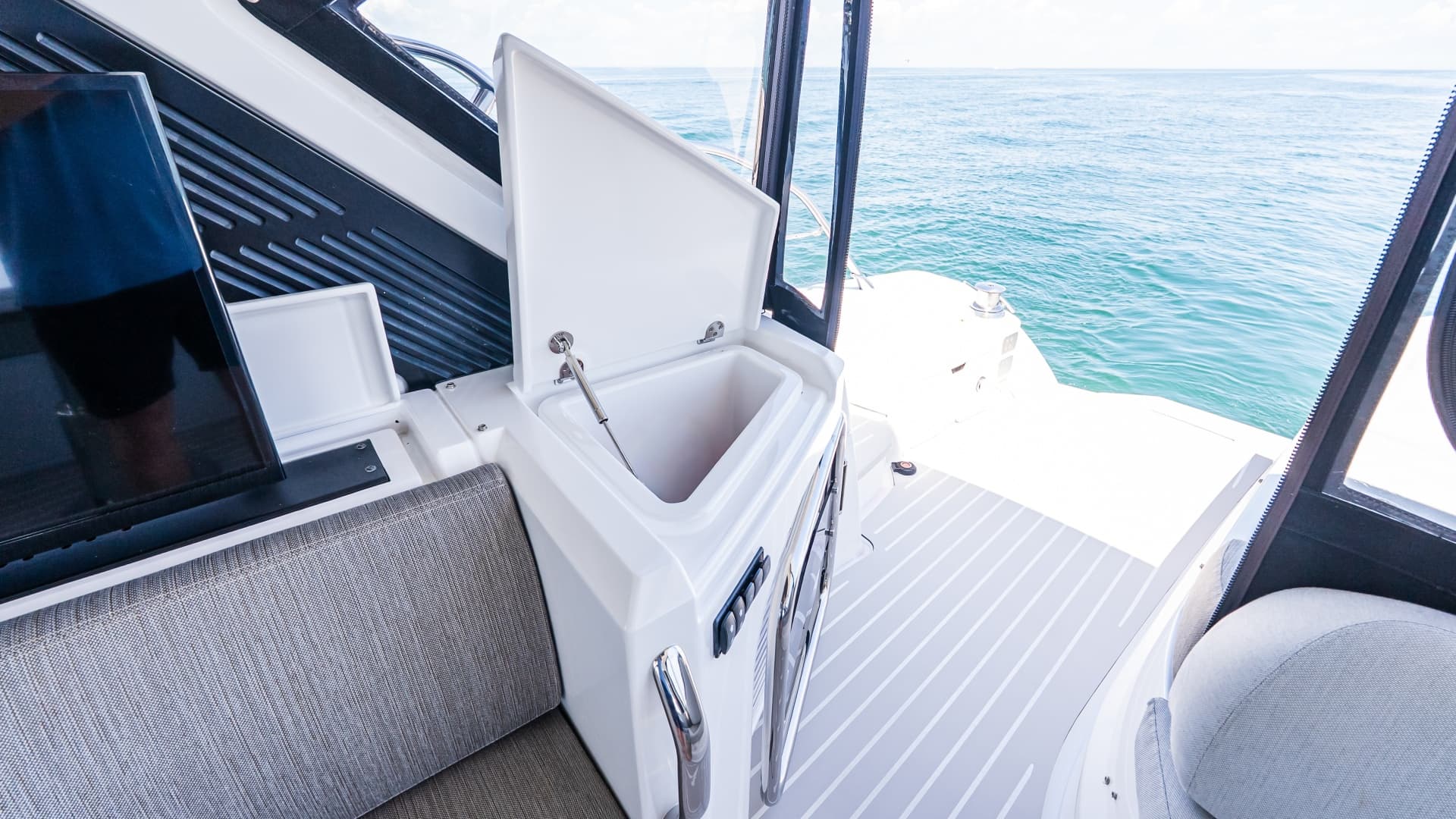2019 Azimut Atlantis 51