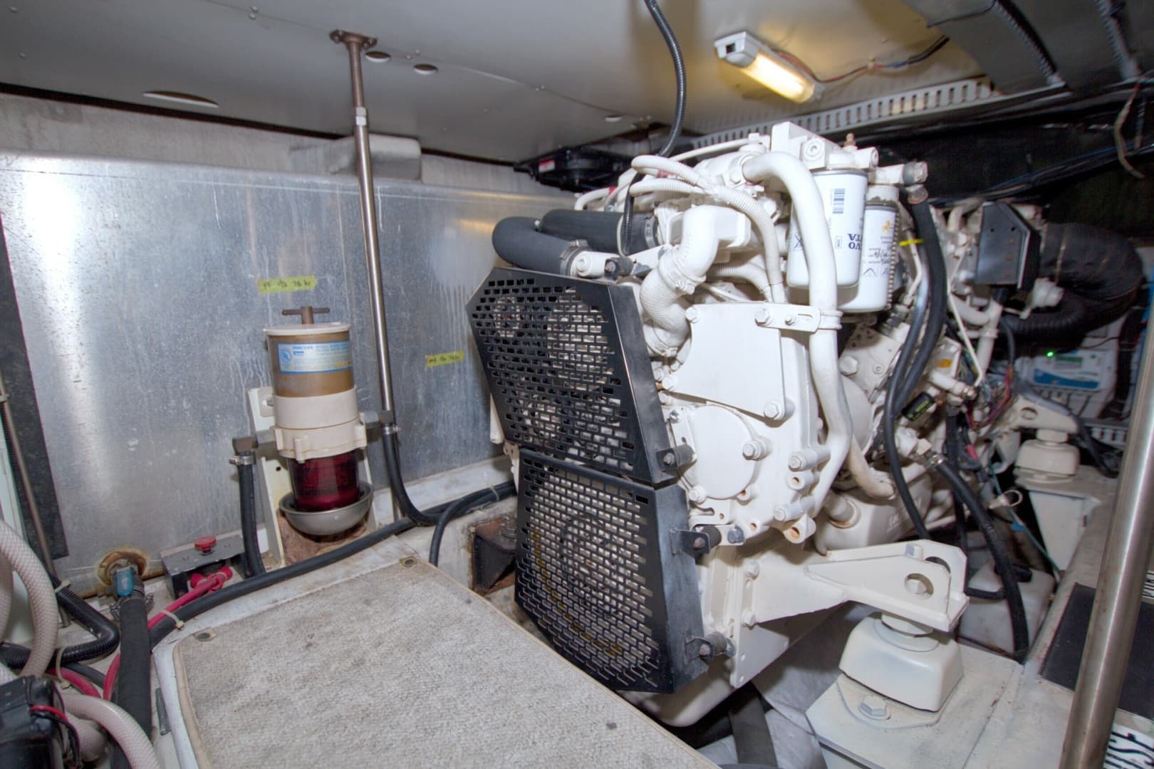 2001 Carver 466 Motor Yacht