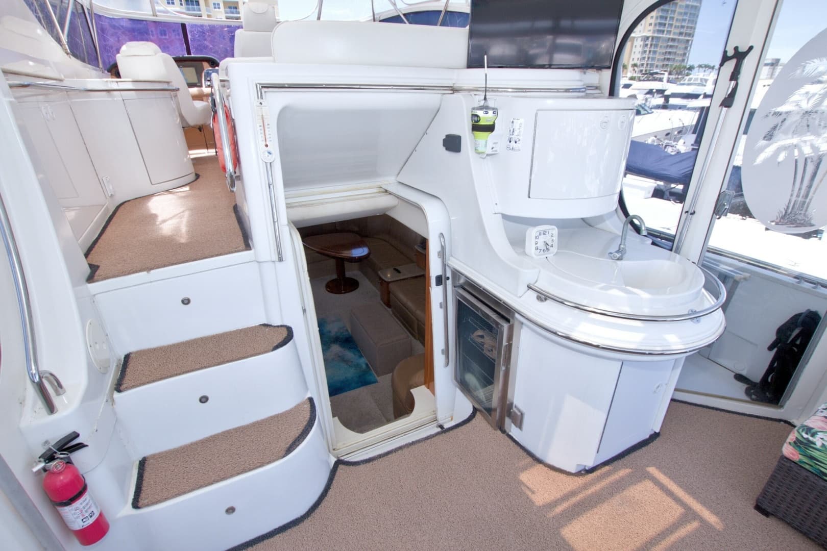 2001 Carver 466 Motor Yacht
