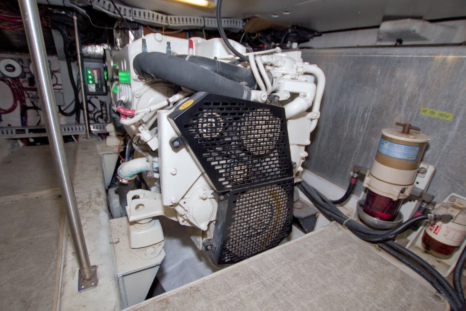 2001 Carver 466 Motor Yacht