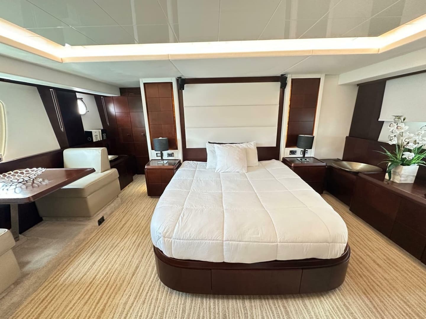 2010 Azimut 