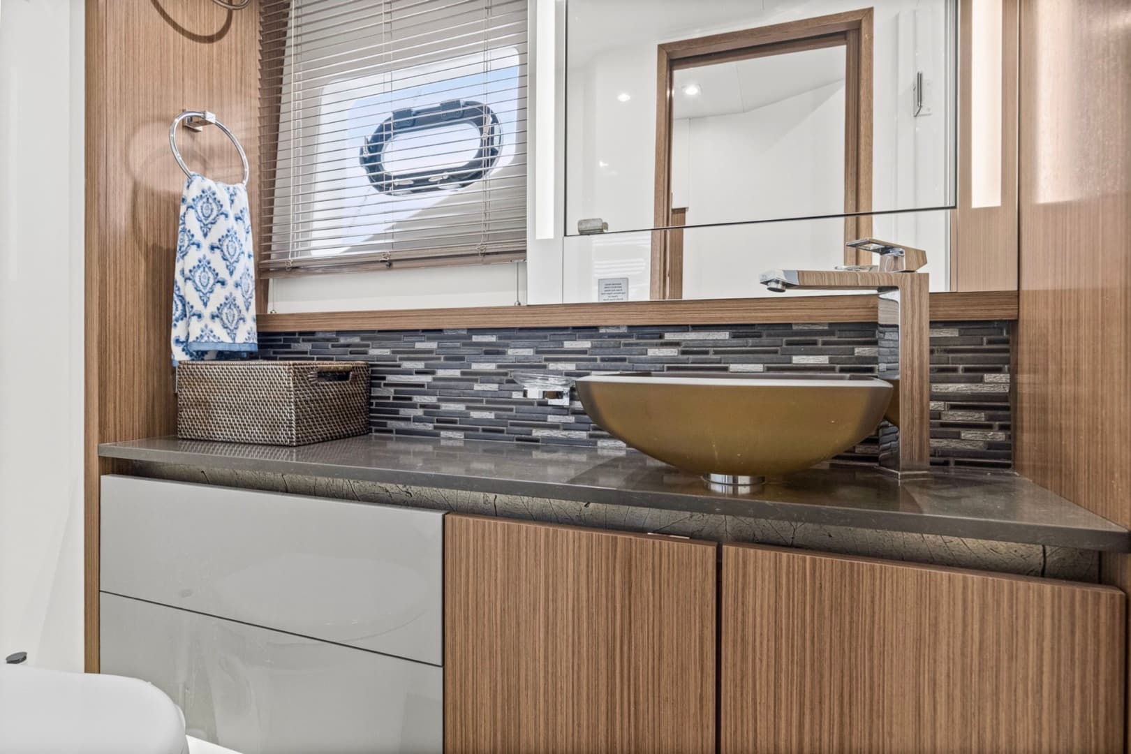 2018 Sea Ray L 550