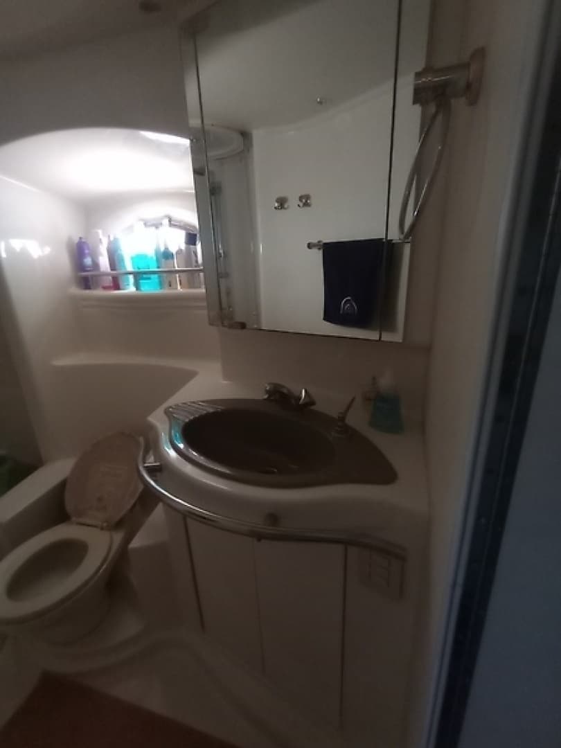 0005857899