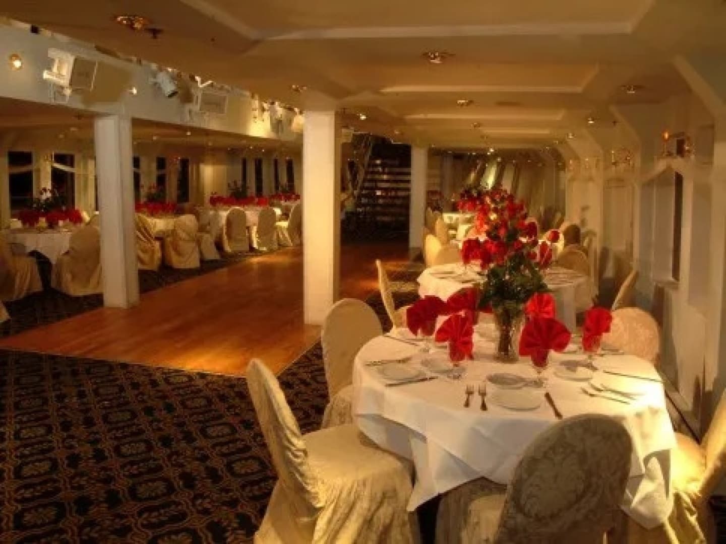 1979 Blount Marine 130 Dinner Cruise