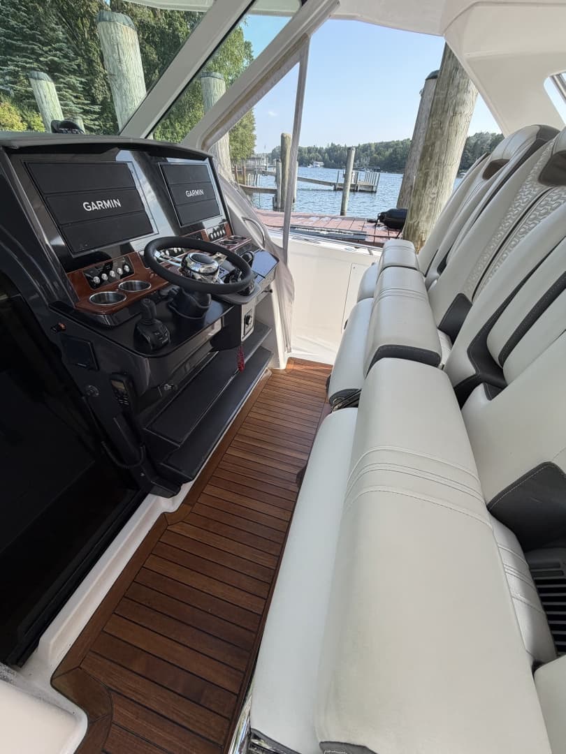 2019 Tiara Yachts 38 LS