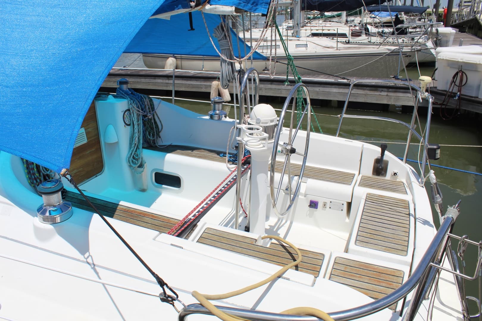 2000 Beneteau First 33.7