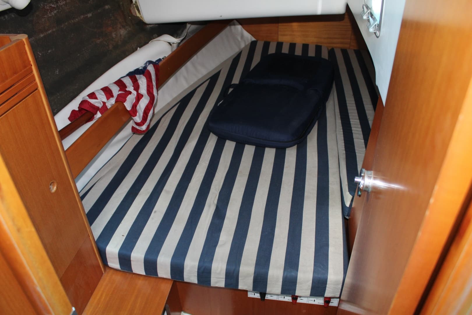 2000 Beneteau First 33.7