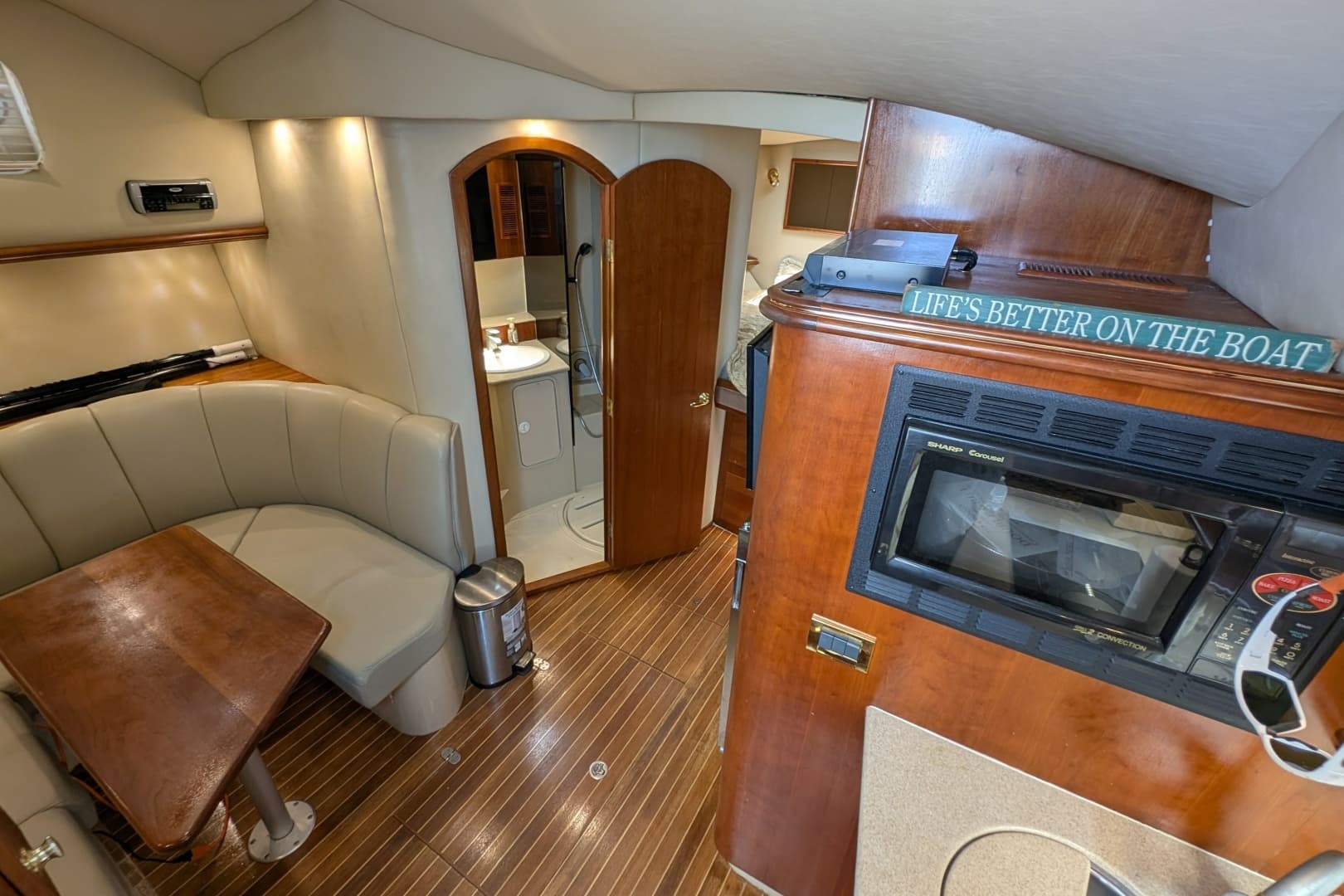 2005 Rampage 38 Express
