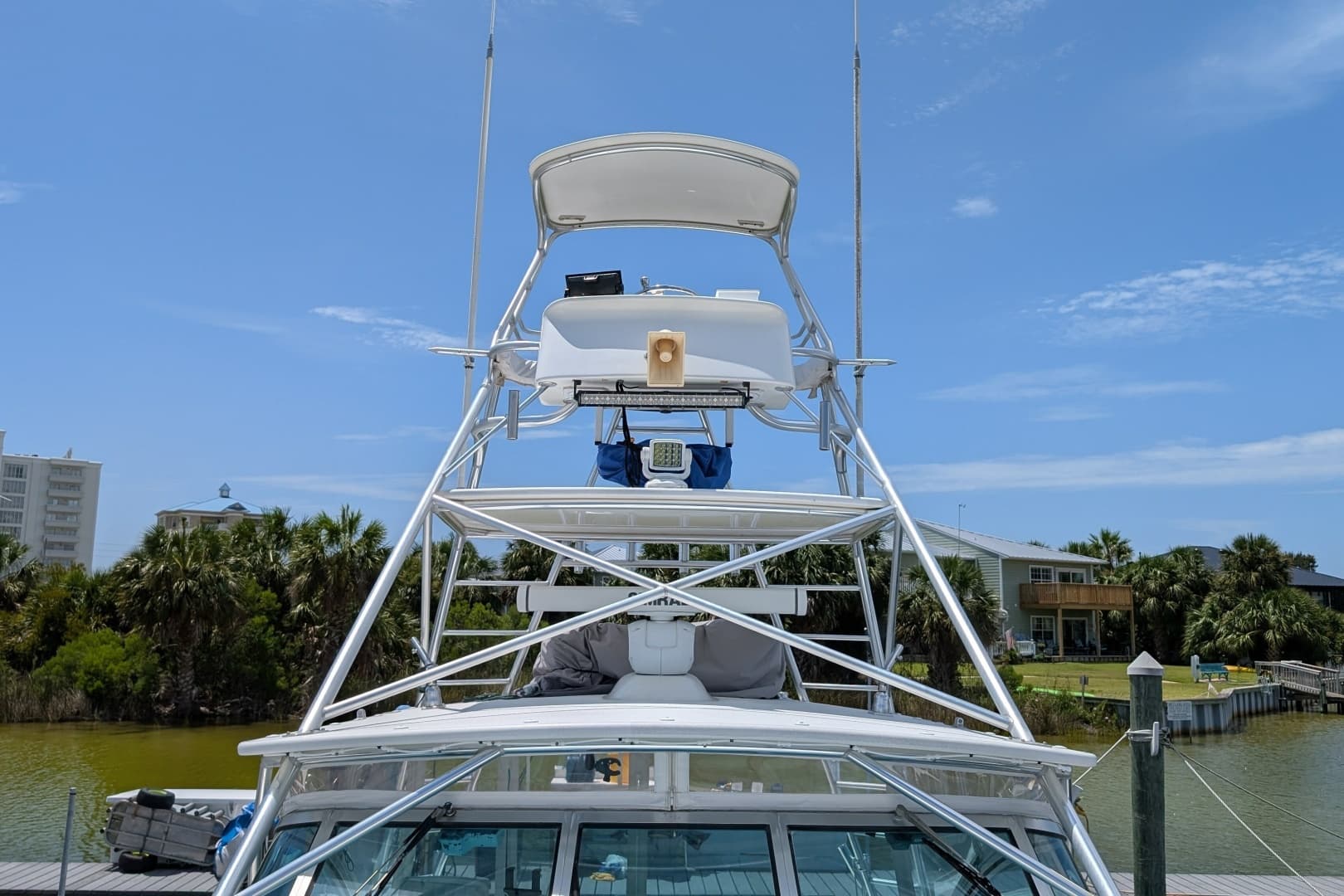 2005 Rampage 38 Express