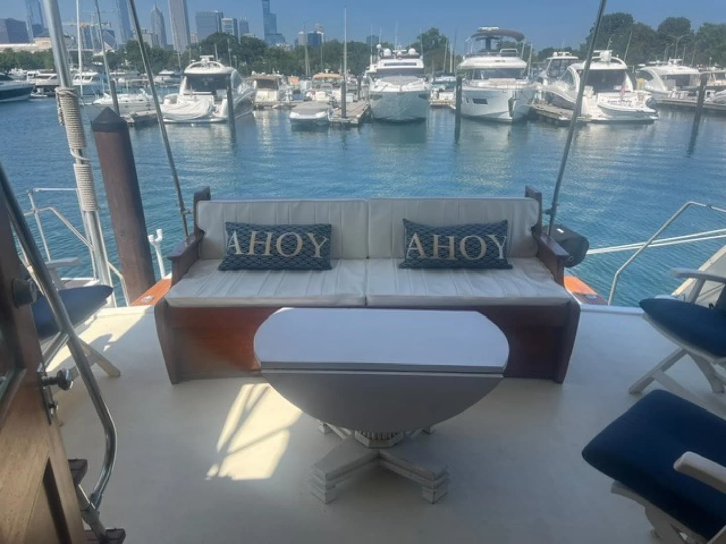 1972 Hatteras 58 Yacht Fish
