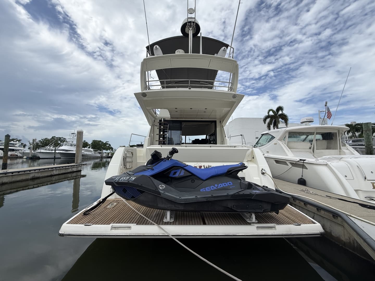 2018 Prestige 460