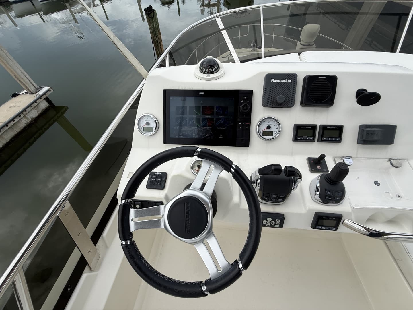 2018 Prestige 460