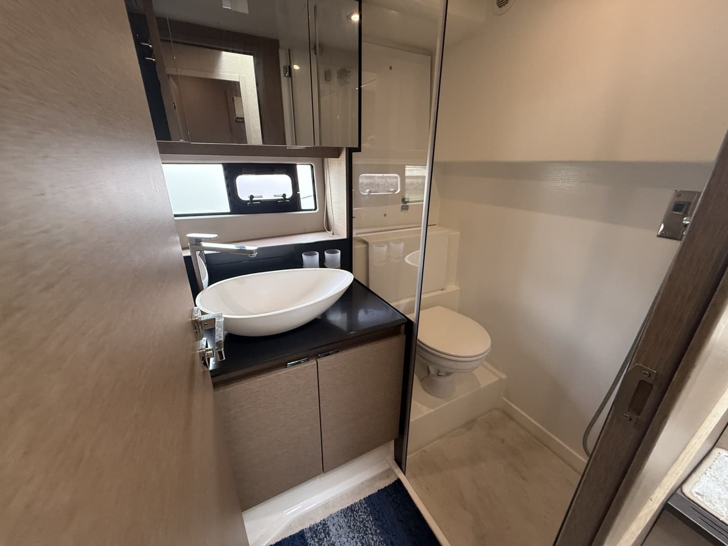 2018 Prestige 460