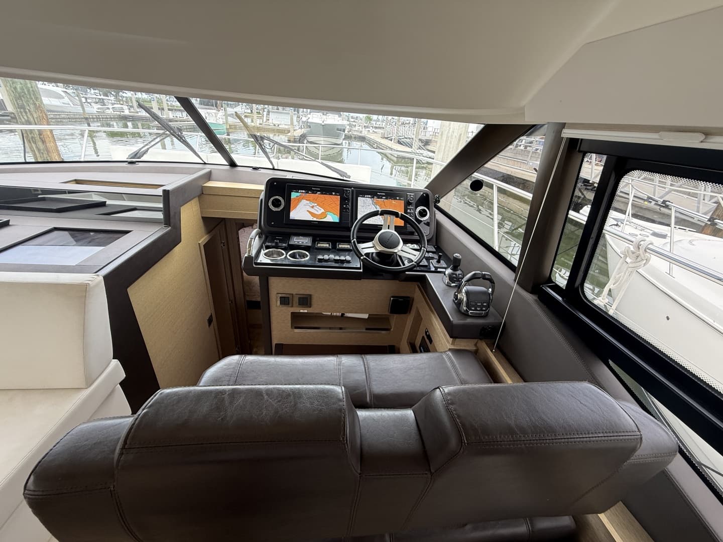 2018 Prestige 460