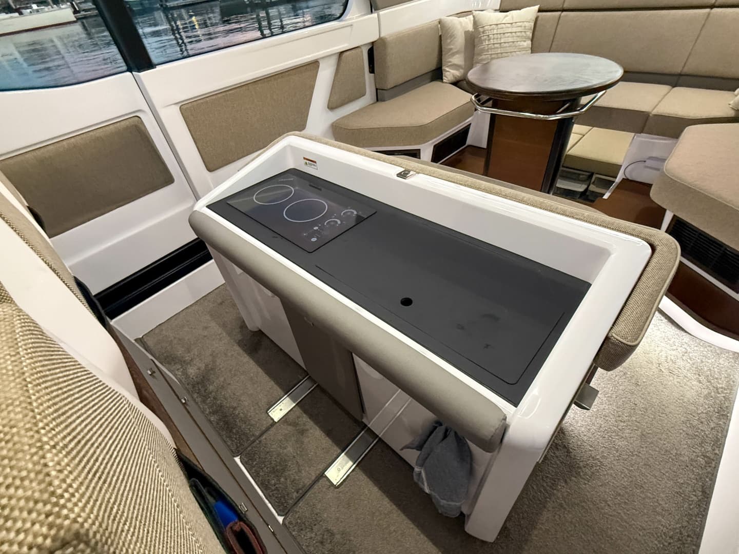 2024 Axopar 45 XC Cross Cabin Aft Cabin