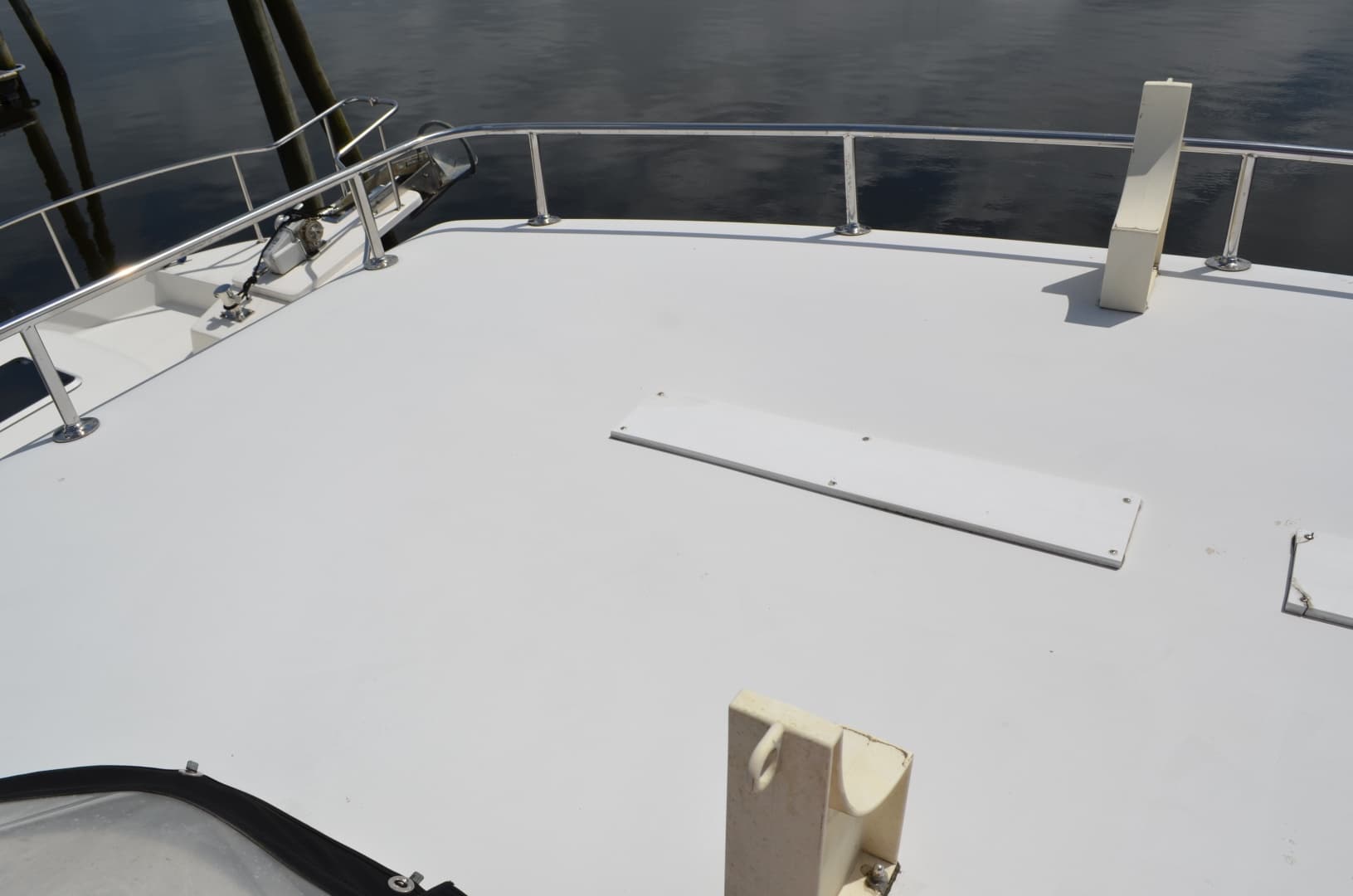 1996 Carver 440 Motor Yacht