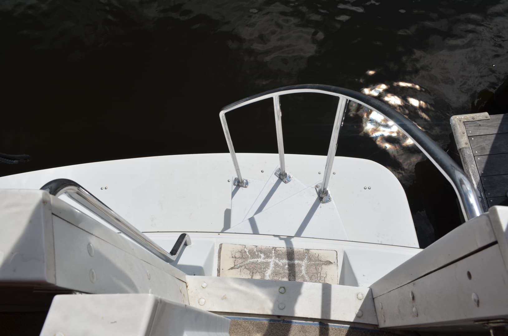 1996 Carver 440 Motor Yacht