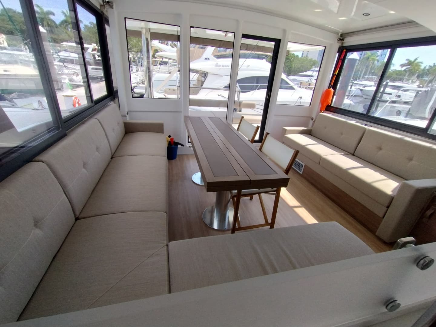 2023 Bali 4.8 dining area