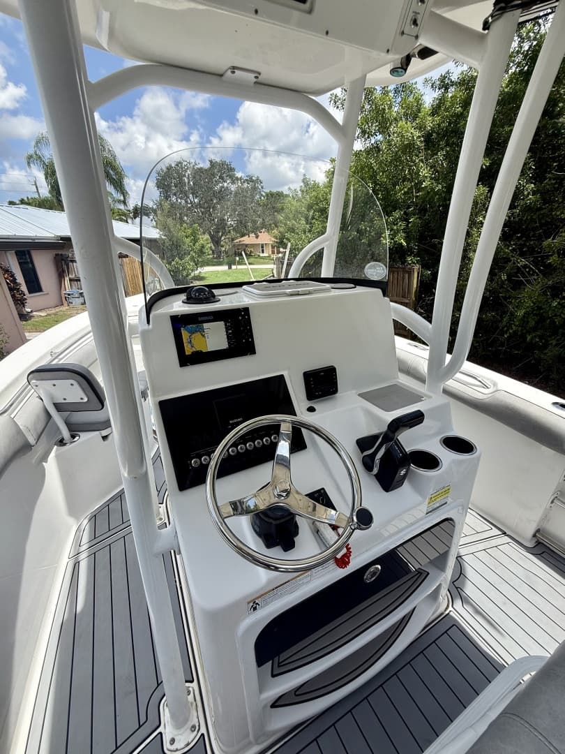 2020 Sea Pro 219CC