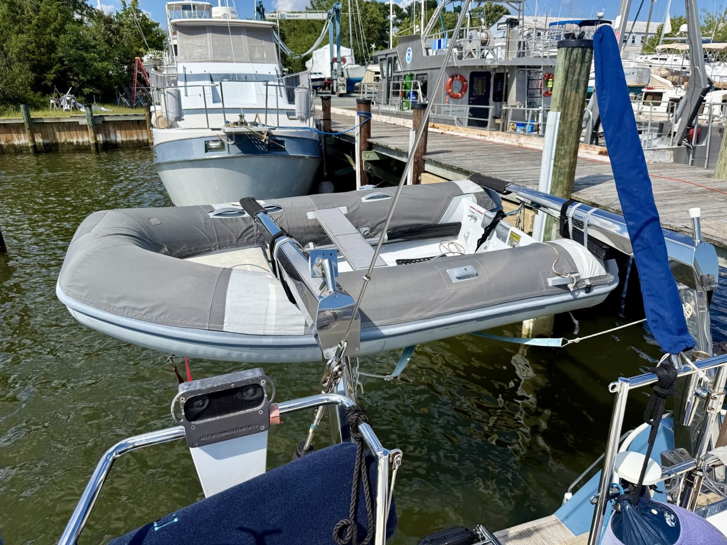 2015 Hylas 56