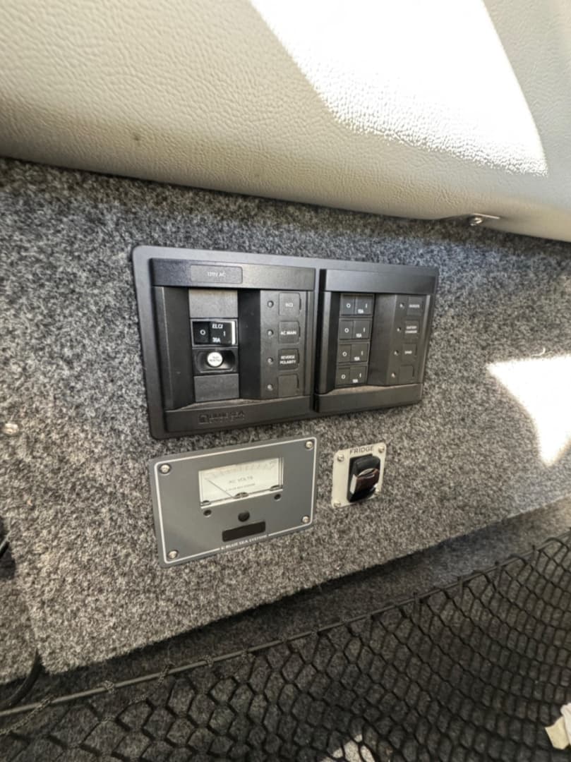 2018 KingFisher 2725 Weekender