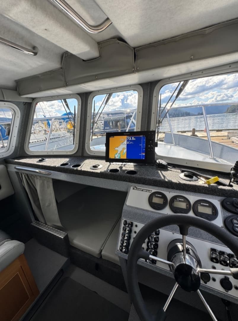 2018 KingFisher 2725 Weekender