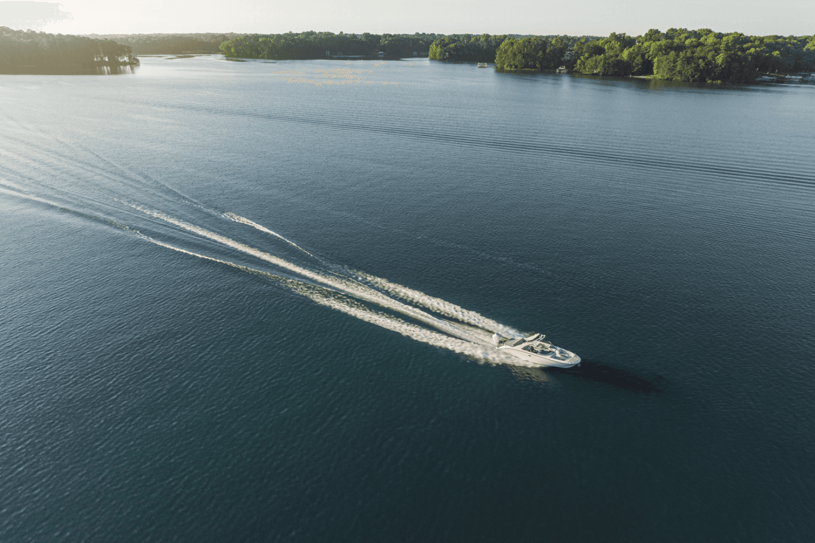 2025 Sea Ray SDX 270 Outboard