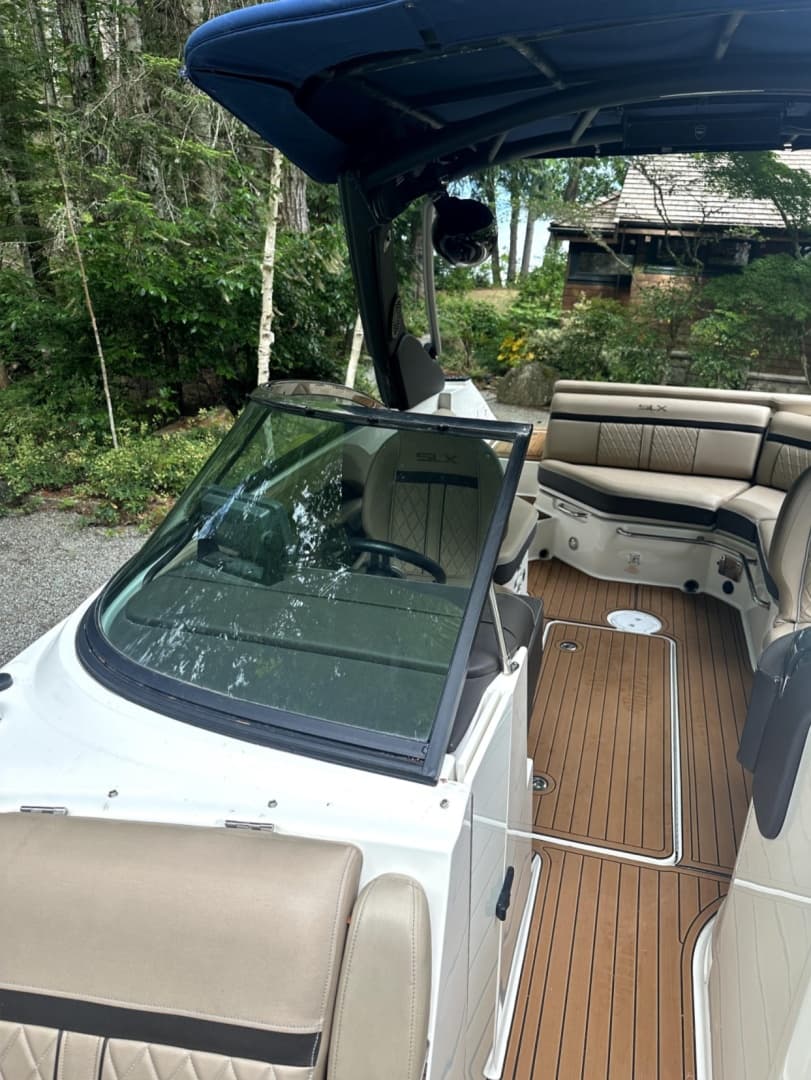 2016 Sea Ray SLX 250