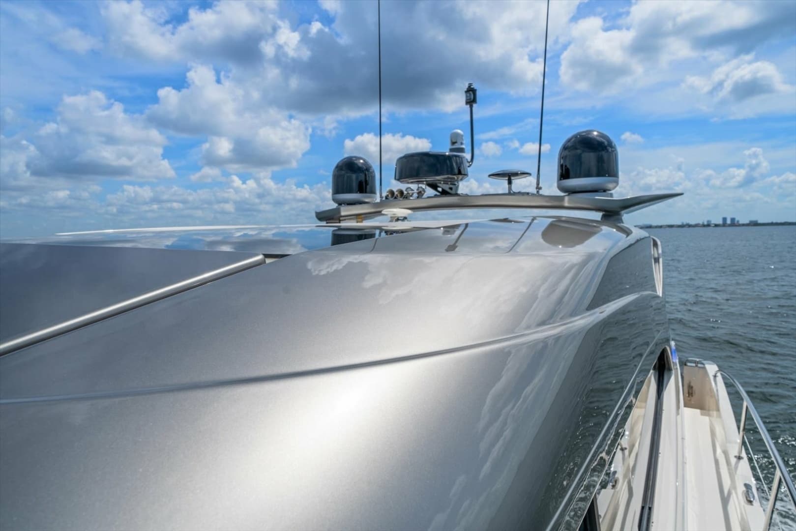 2023 Riviera 5400 Sport Yacht