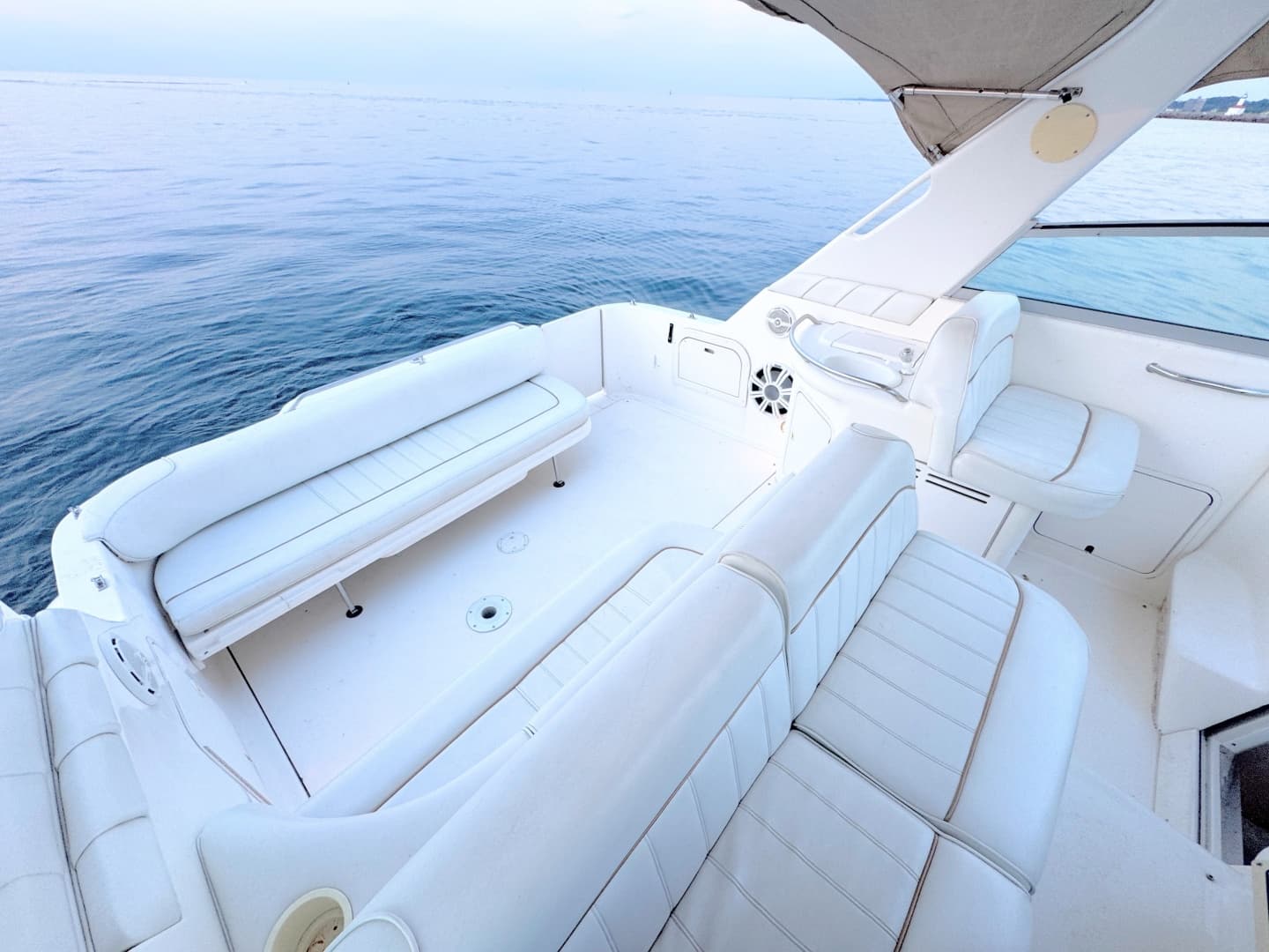 1997 Sea Ray 330 Sundancer