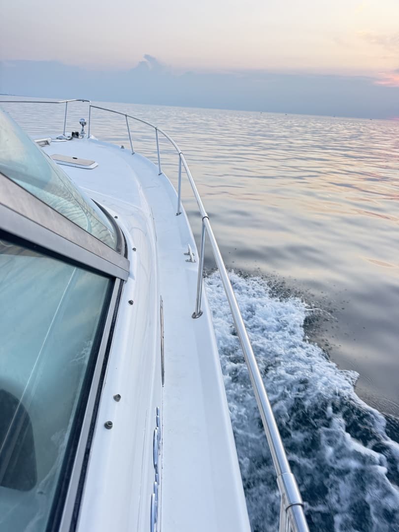 1997 Sea Ray 330 Sundancer
