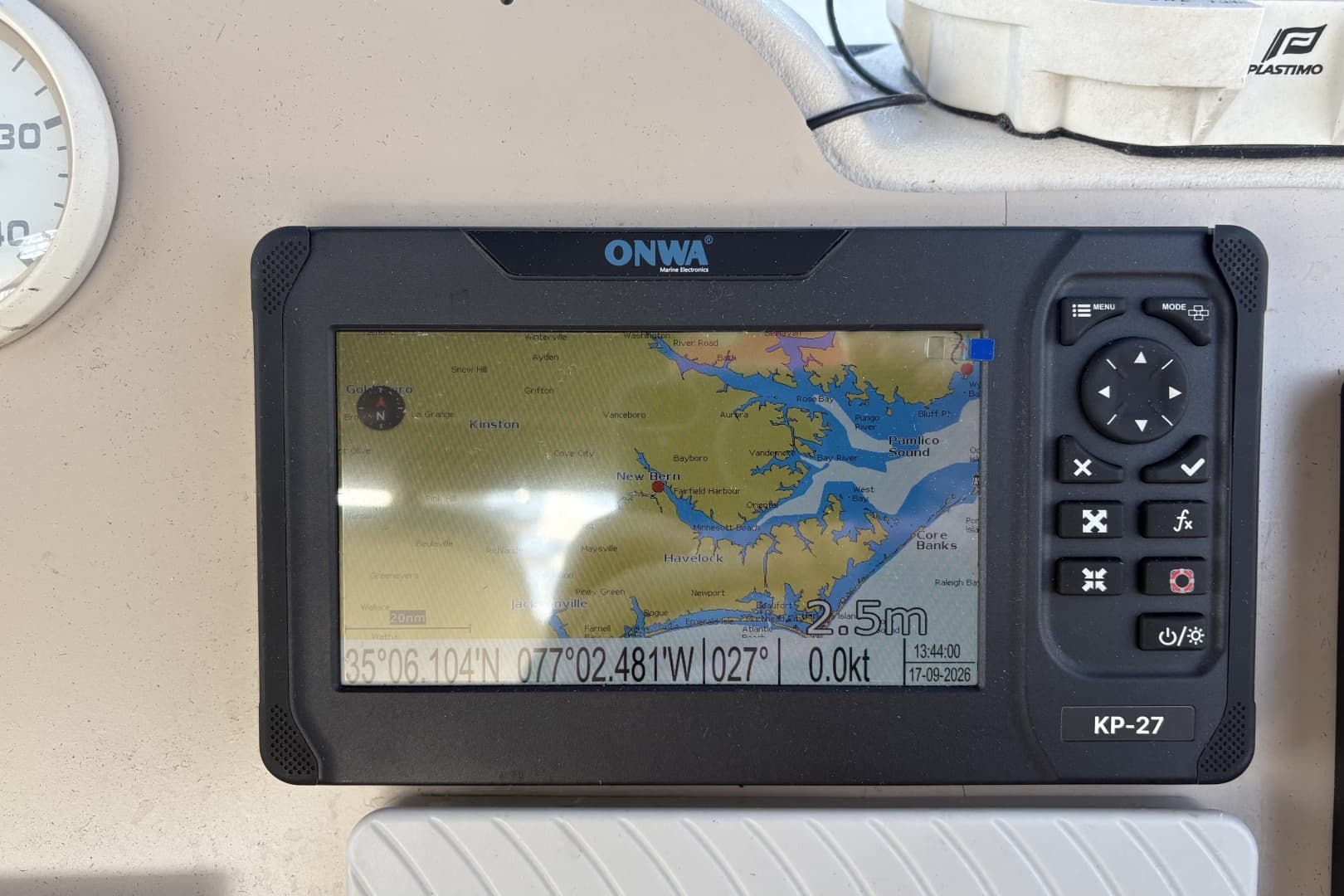 1997 Cruisers Yachts 3950