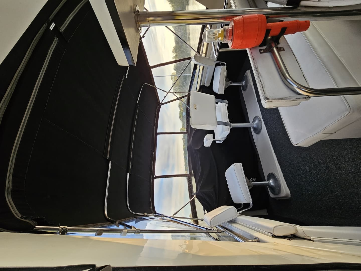 1988 Silverton 40 Aft Cabin
