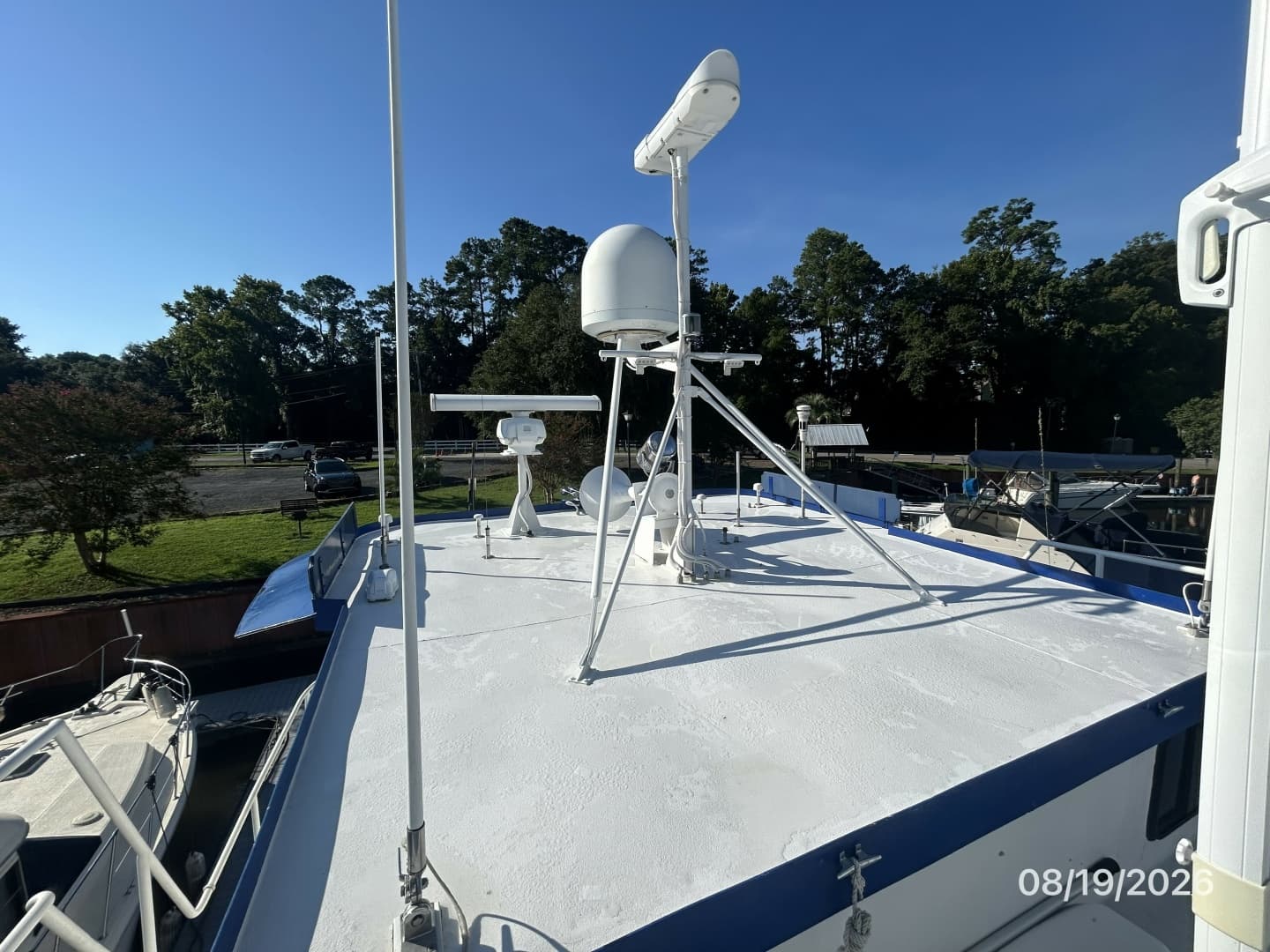 Steel Magnolia pilothouse cabin top