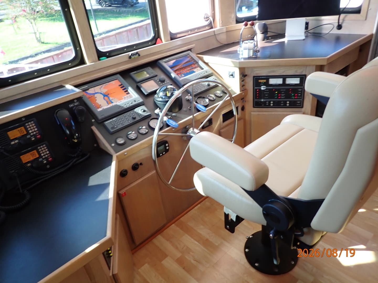 Steel Magnolia pilothouse helm2