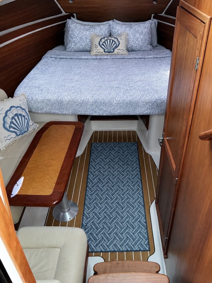 Fwd Cabin