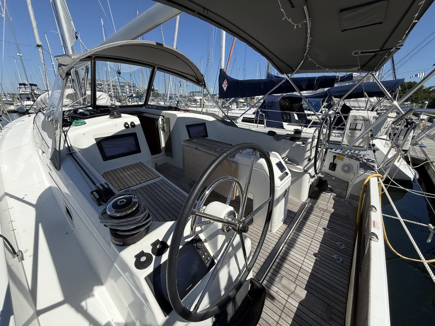 2023 Jeanneau 