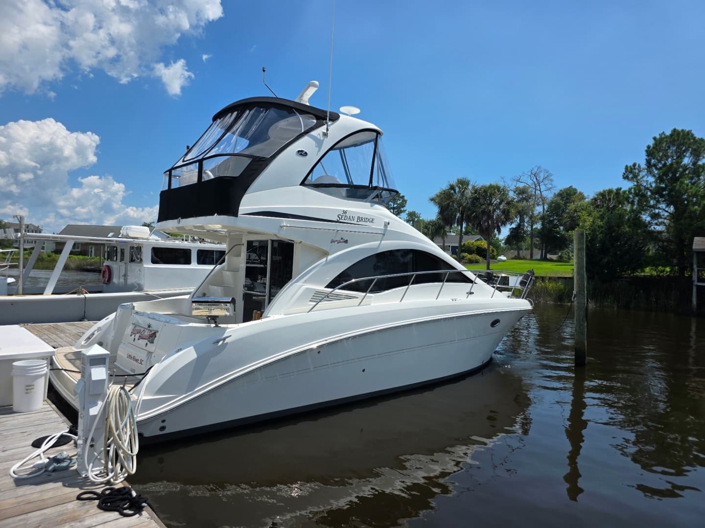 2007 Sea Ray 36 Sedan Bridge