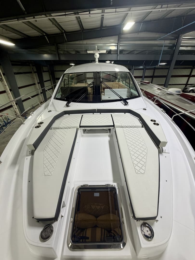 2022 Cruisers 50 Cantius