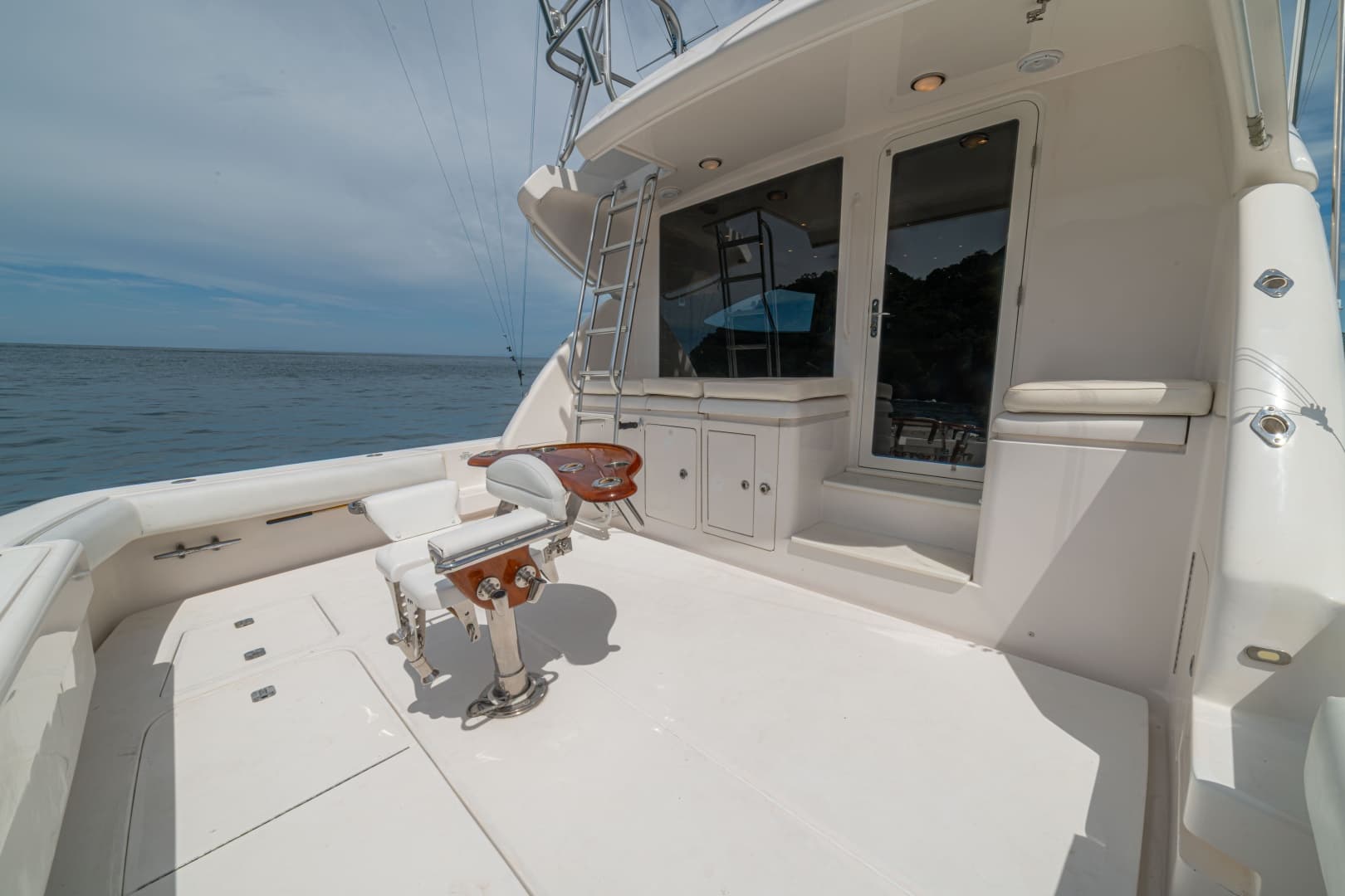2003 Bertram 570 Convertible